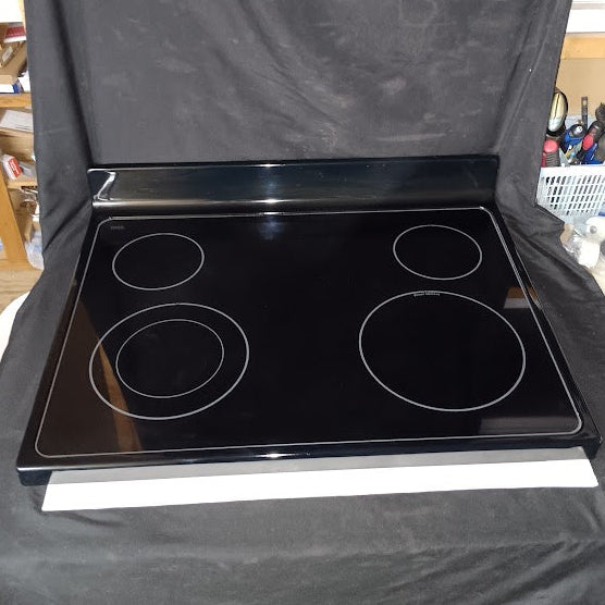 W10696529 Whirlpool Range Black Glass Cooktop