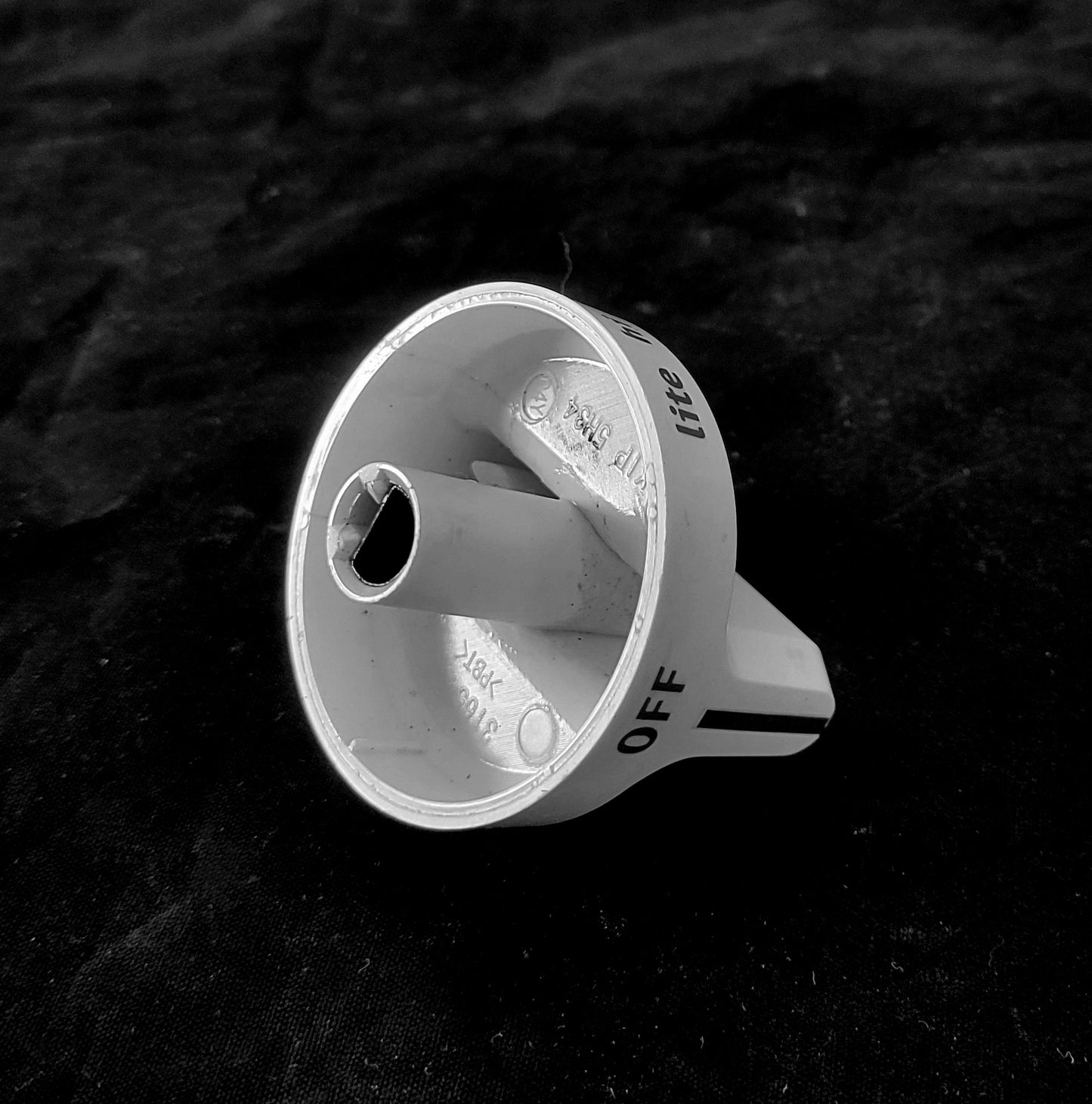 316545005 Frigidaire Range White Burner Valve Knob