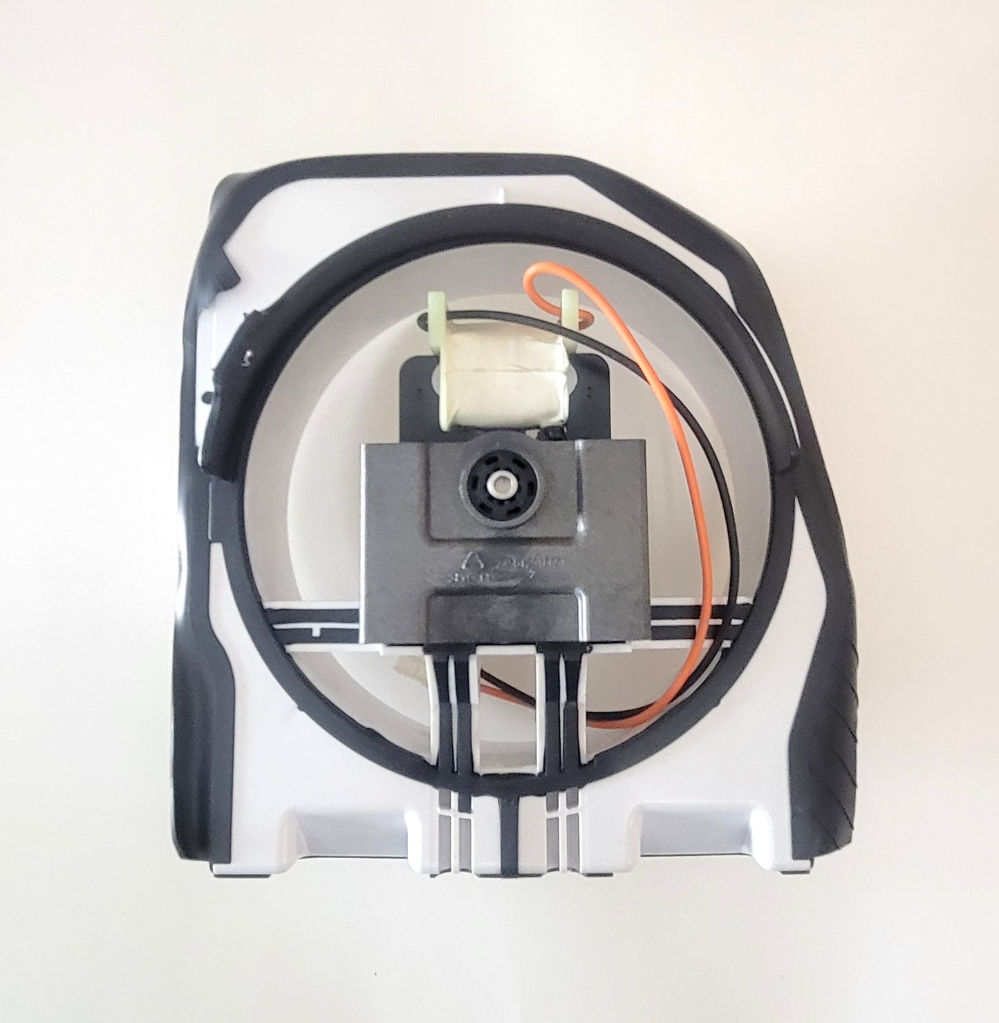 WR17X31476 GE Refrigerator NEW Condenser Fan Motor Assembly