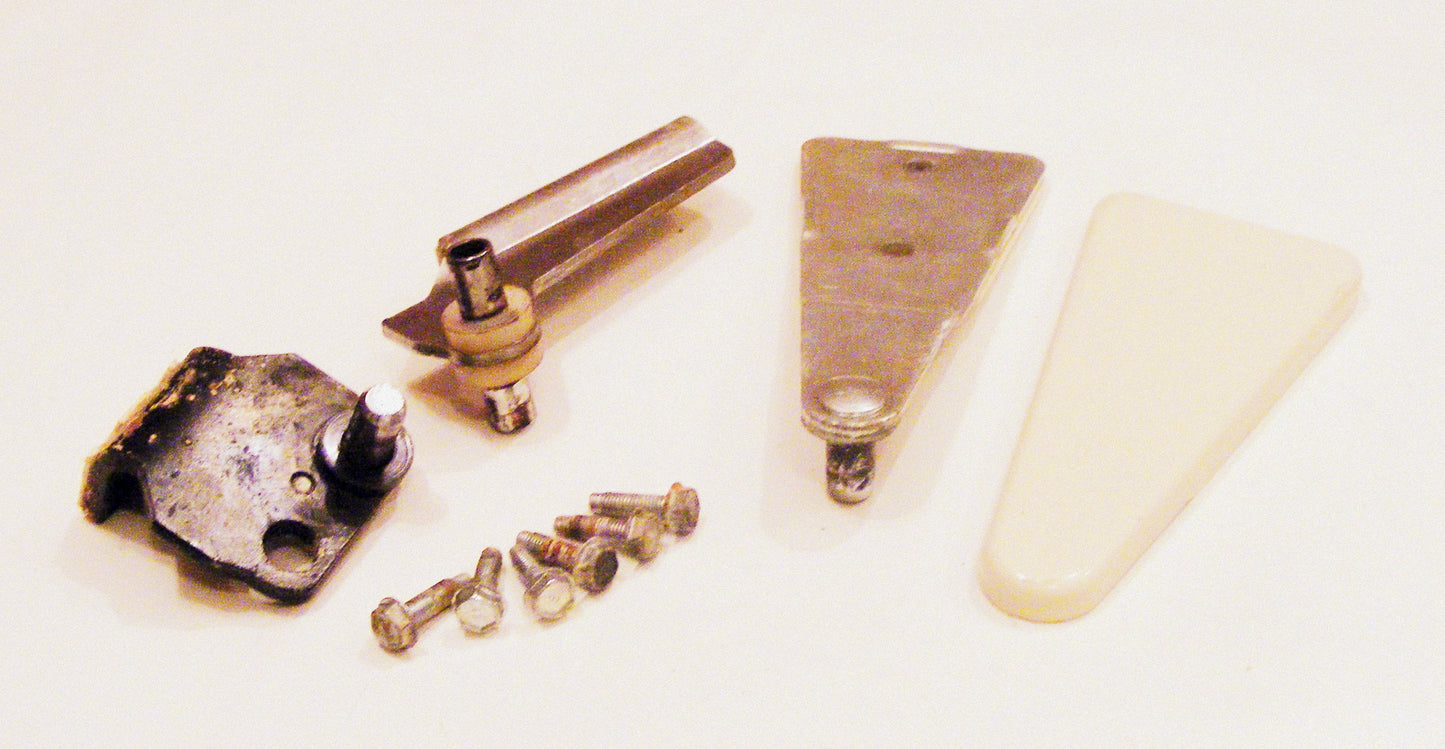 1100513 944788 1123882 Kenmore Refrigerator Door Hinge Pack 1069304280