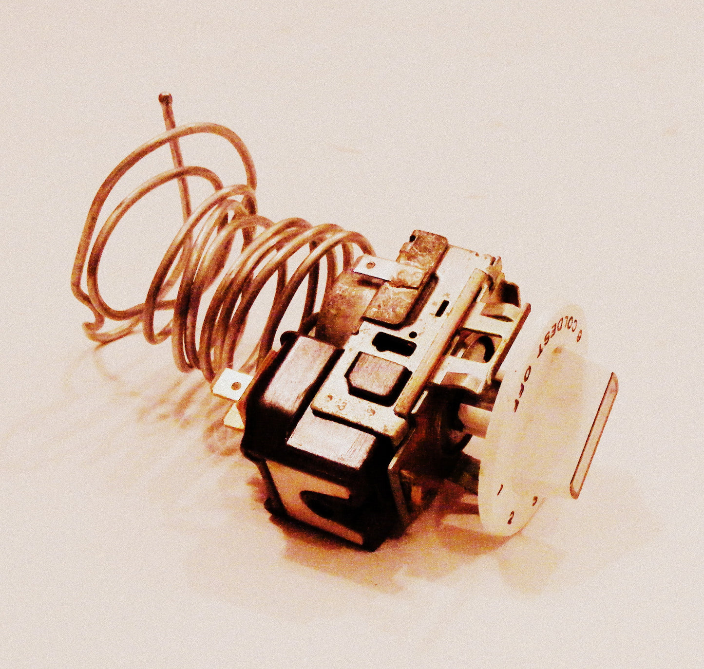 112600E Frigidaire Freezer Cold Control