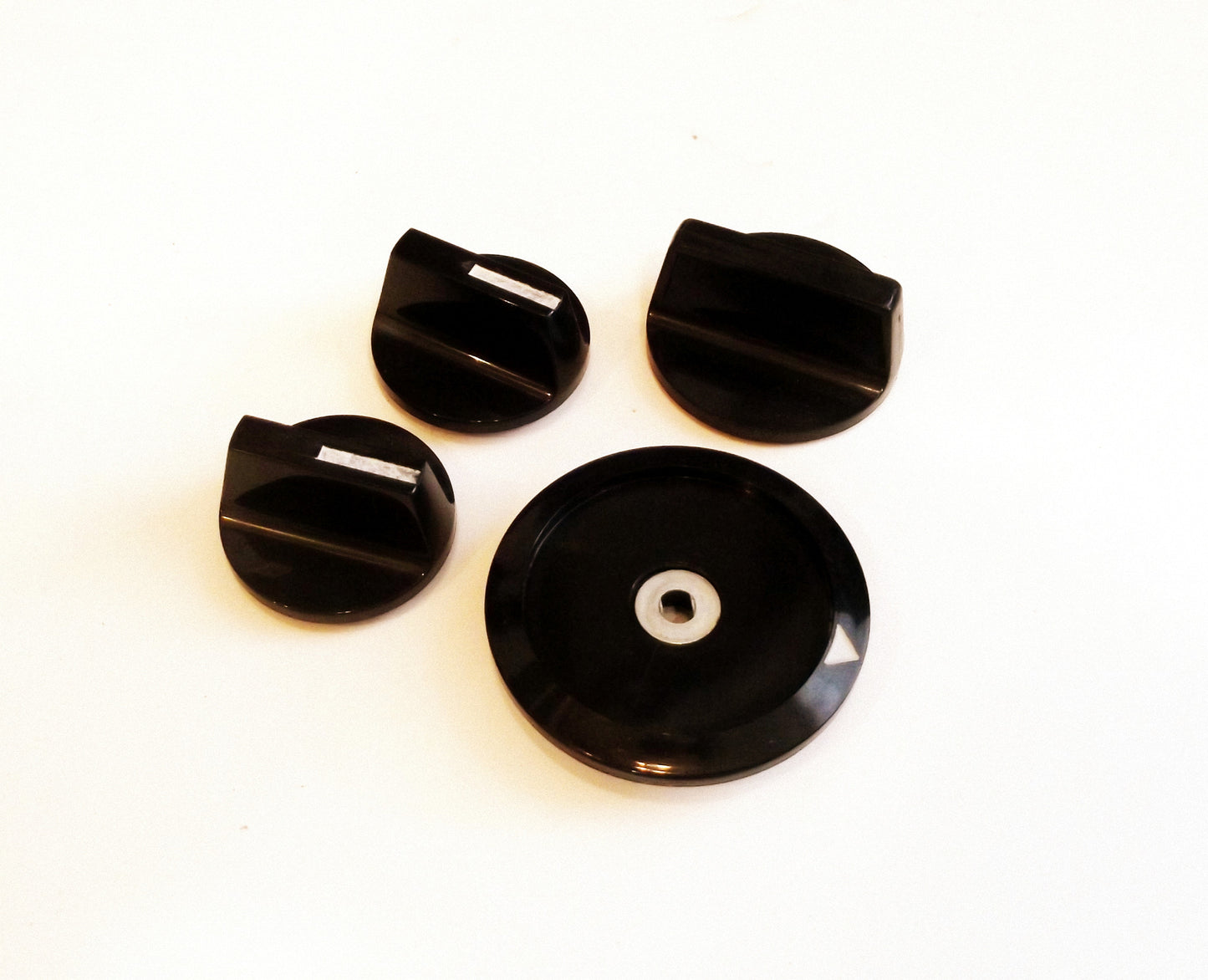 131081000 5303295581 5308014337 knob pack