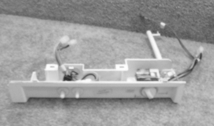 5303296581 5303300027 control