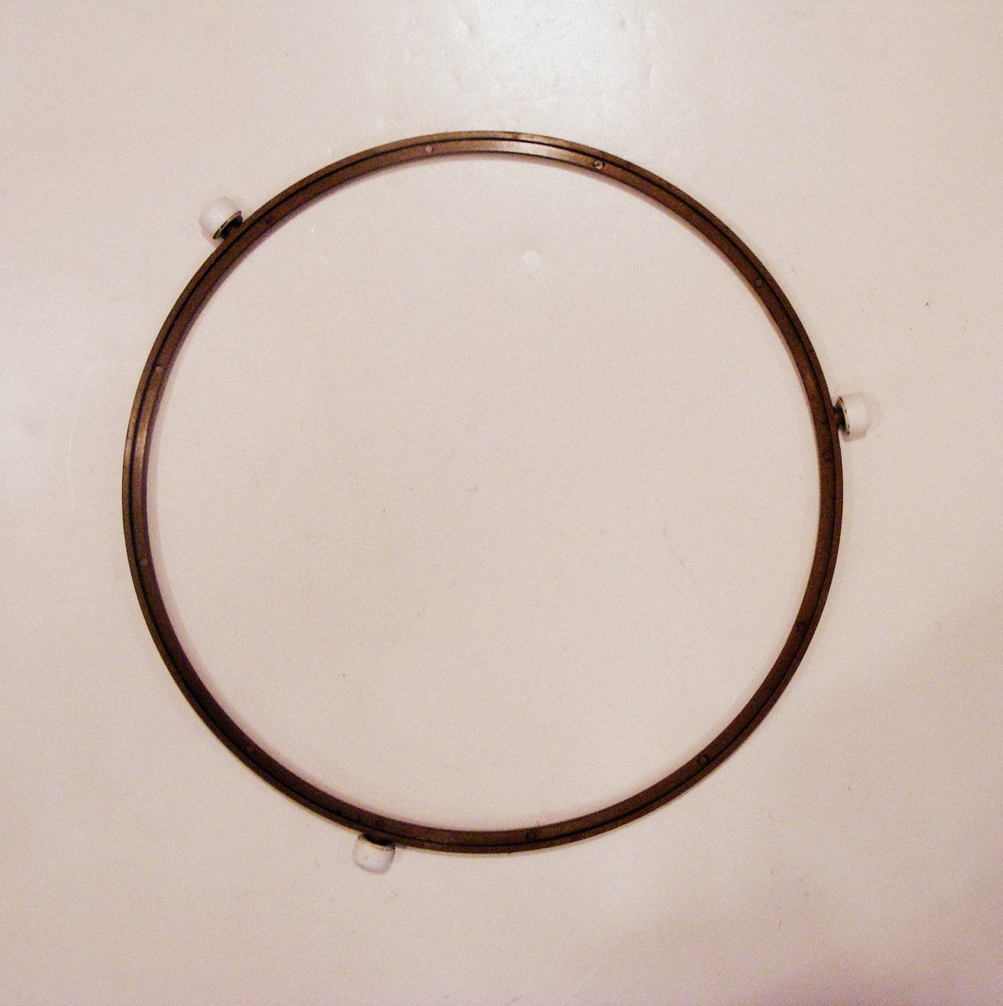 5889W2A005M Kenmore Microwave Turntable Support