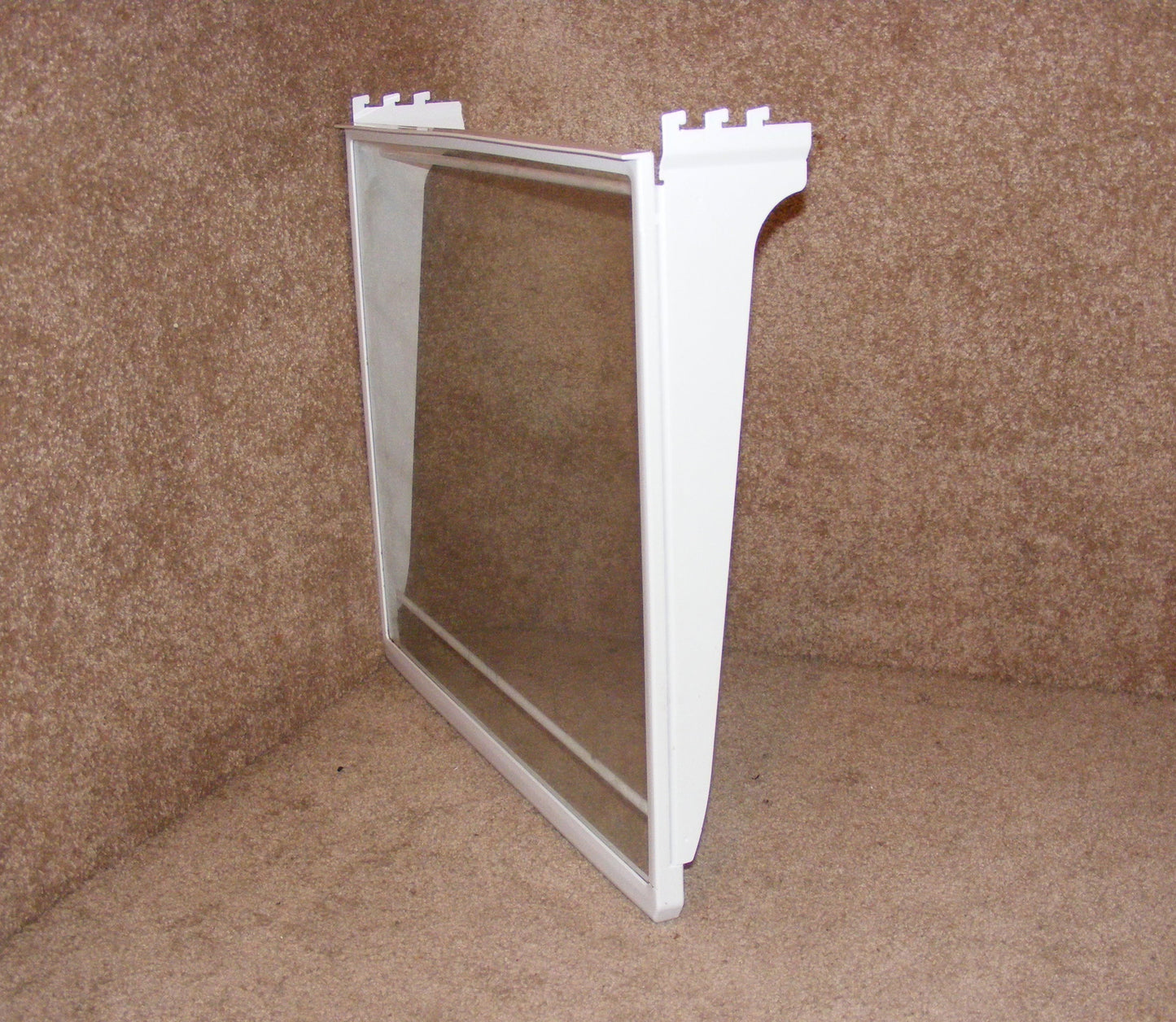 61005333 Sliding Glass Cantilever Shelf