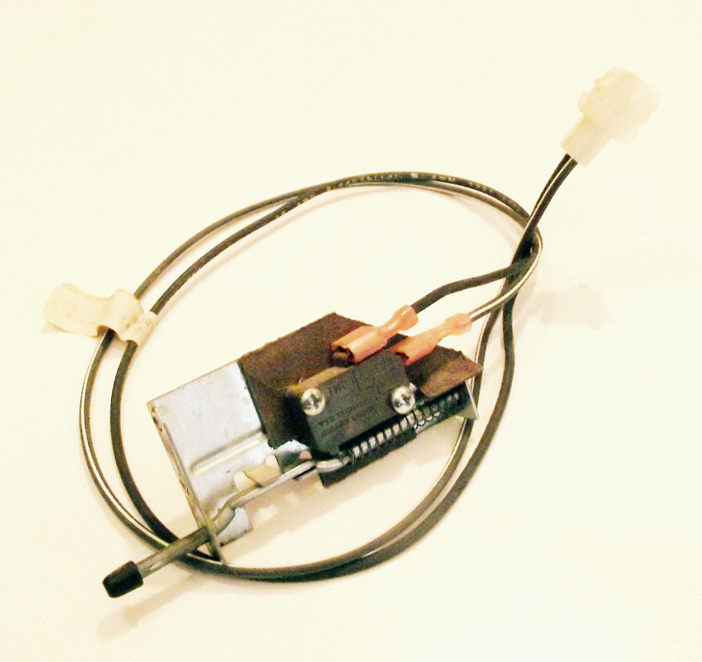 7450P108-60 5175P365-60 Maytag Range Oven Switch with Harness