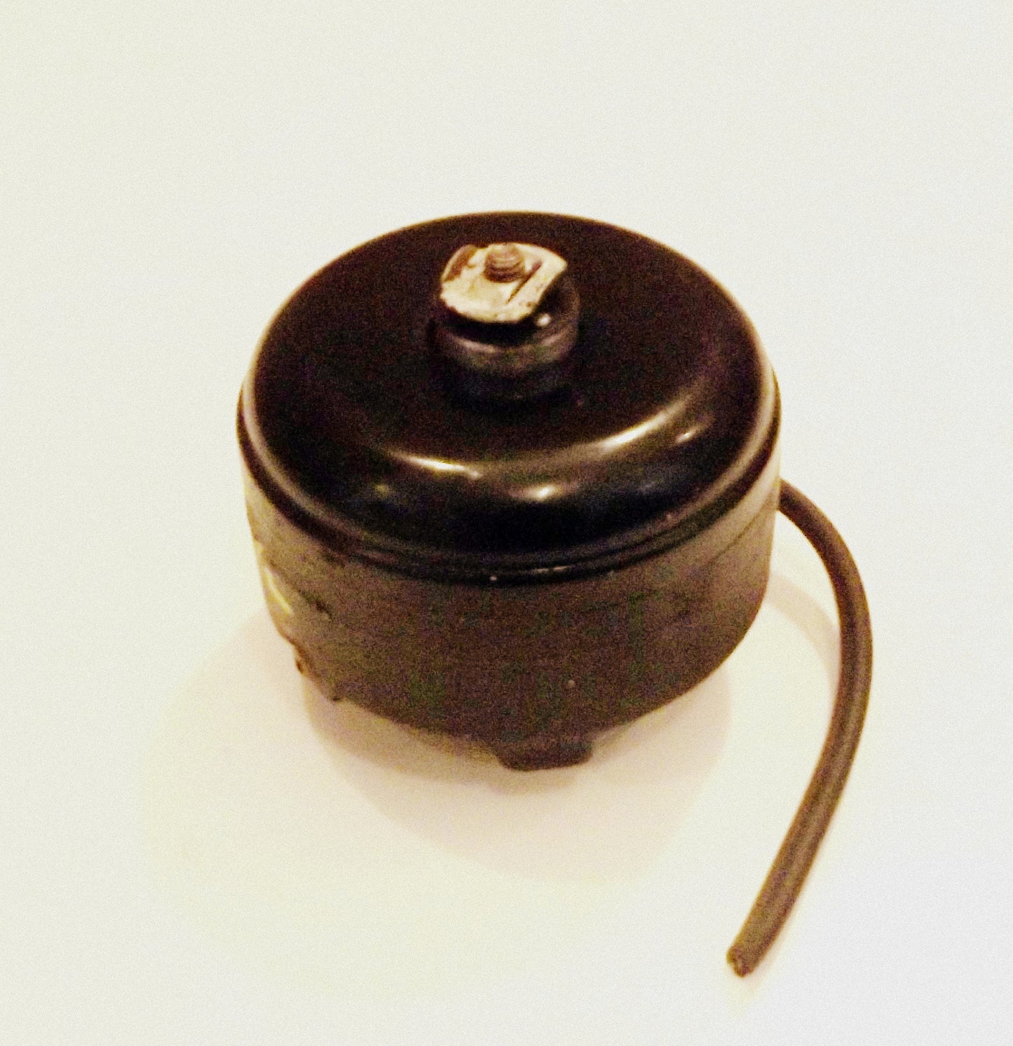 833697 851445 Whirlpool Freezer Condenser Fan Motor