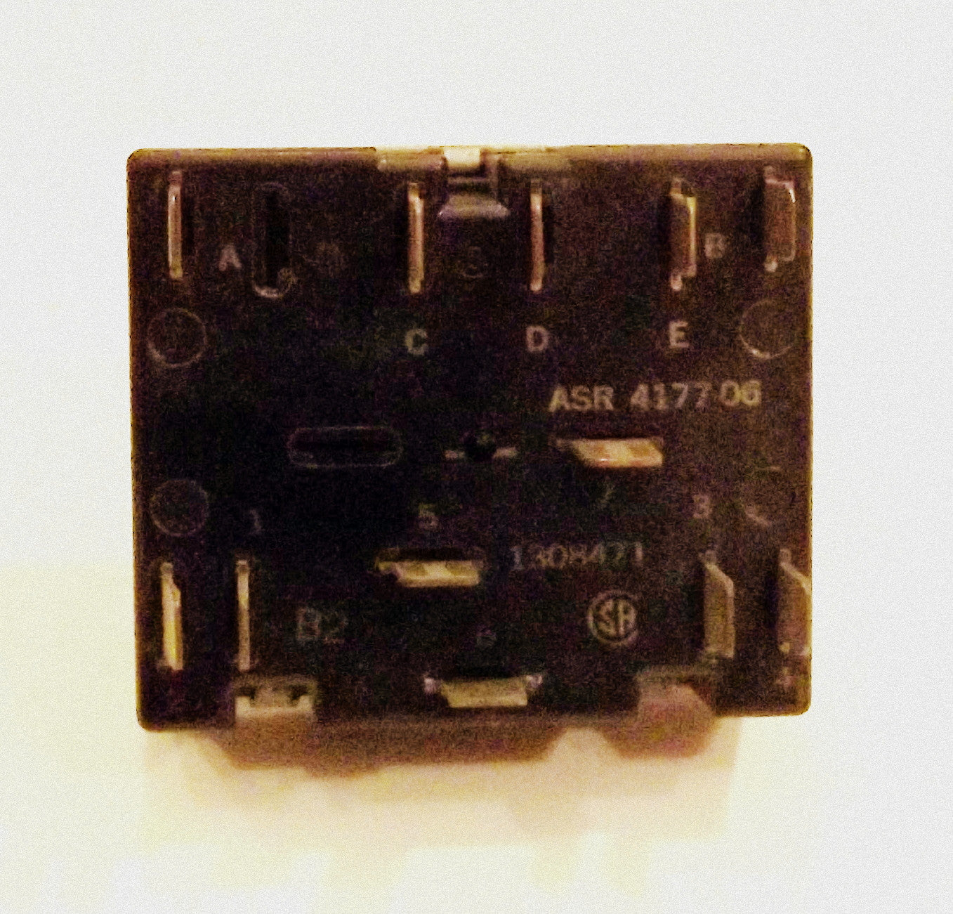 ASR4177-06 selector switch back