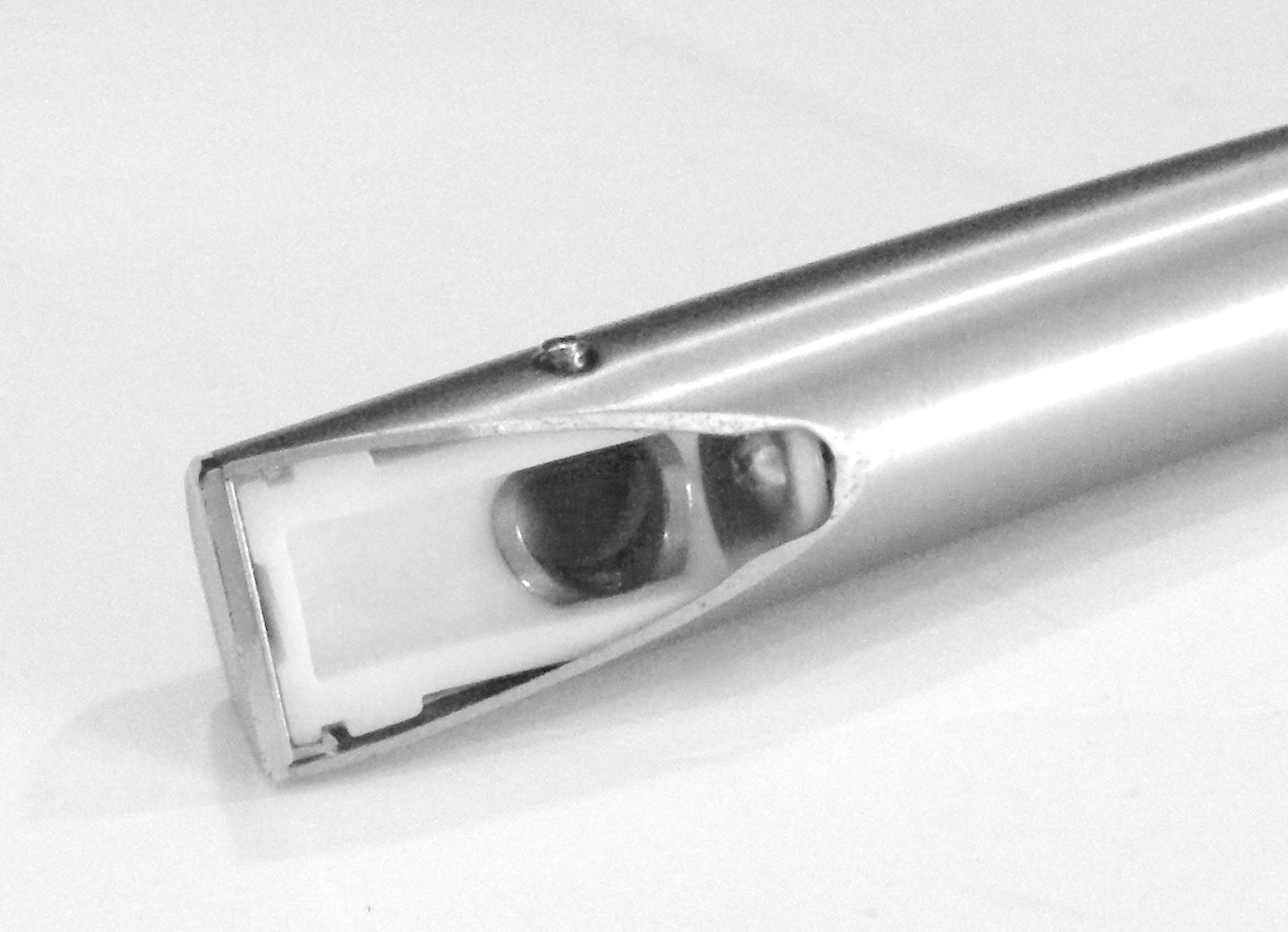 DA97-12712C door handle 3