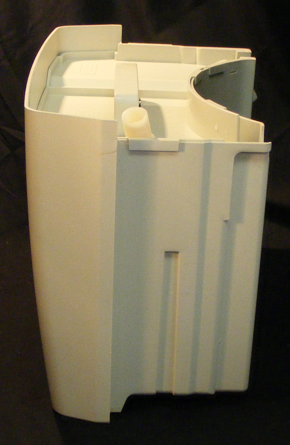 DH374 Goldstar Dehumidifier water tank