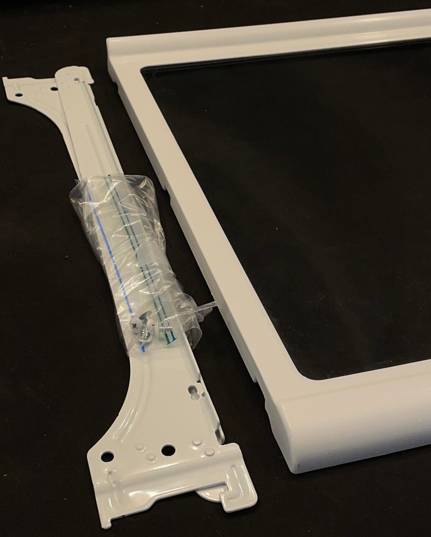 5027JJ1028E LG Refrigerator Full Glass Shelf