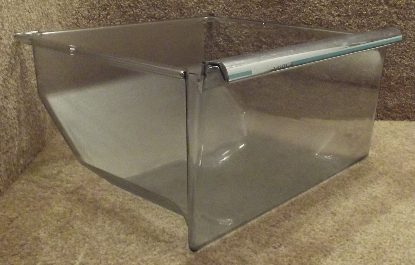 WR32X1222 aqua lower crisper drawer