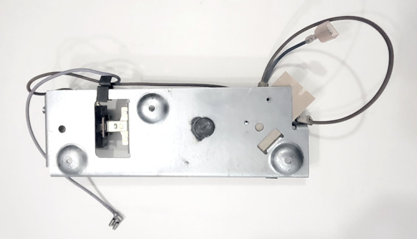 Y0306856 0306851 Amana Maytag Range Door Lock Assembly