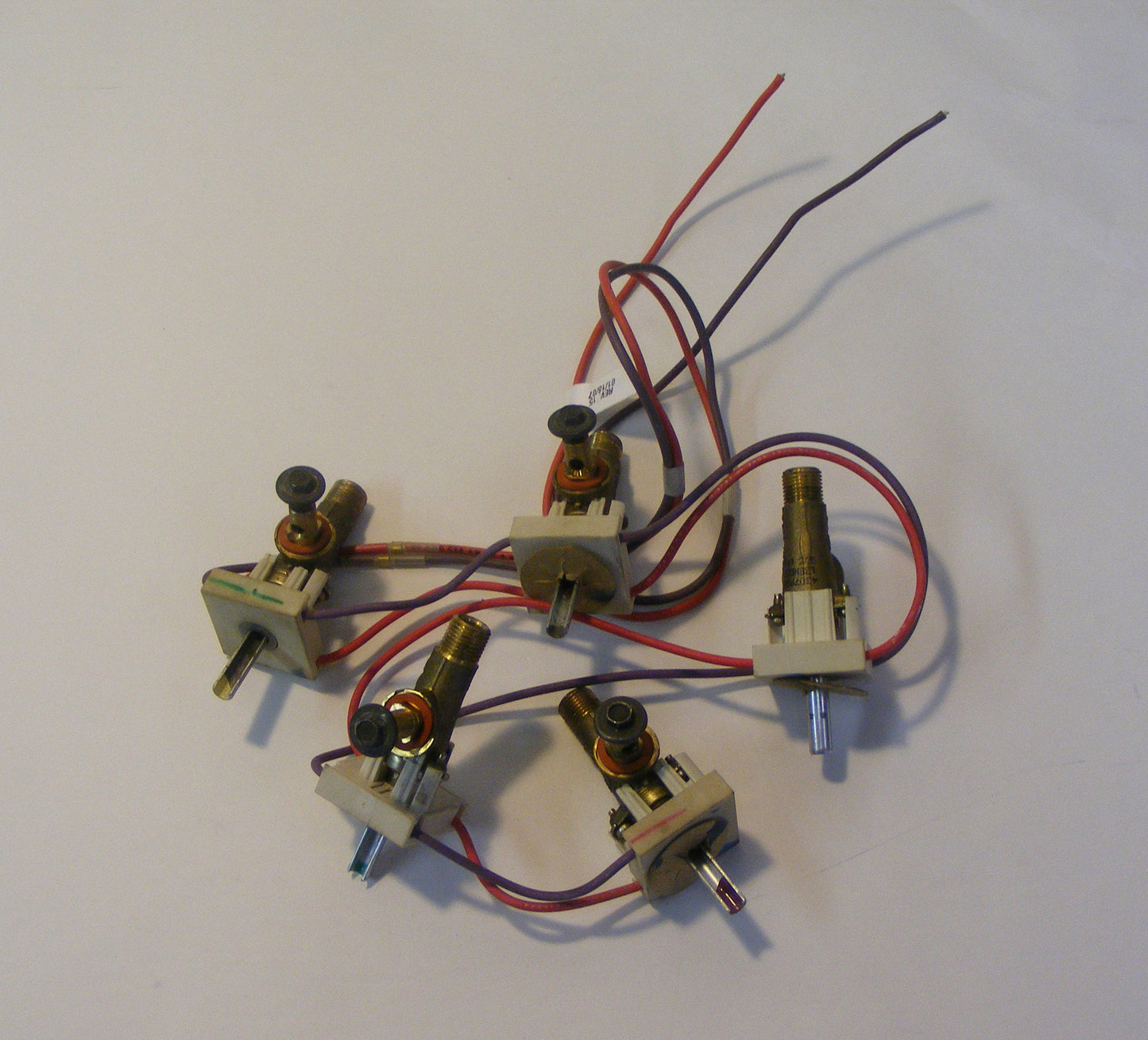 WB21K10070 GE Range Burner Valve Set