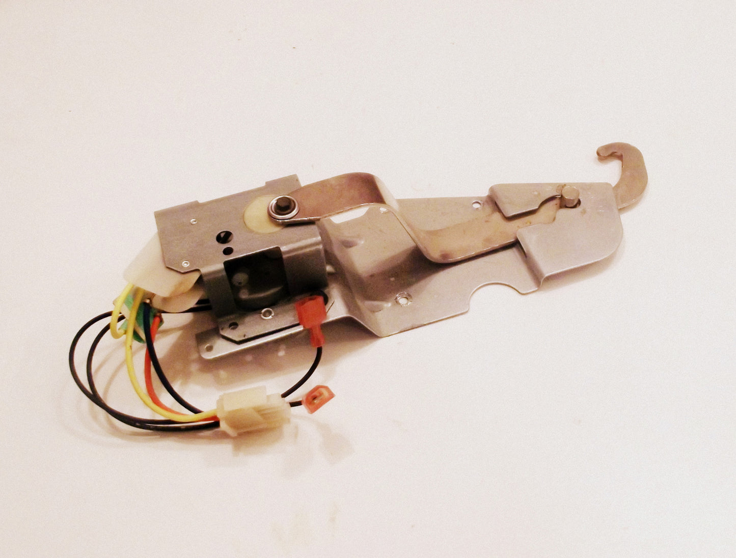 WB49T10020 GE Range Lock Motor with Latch
