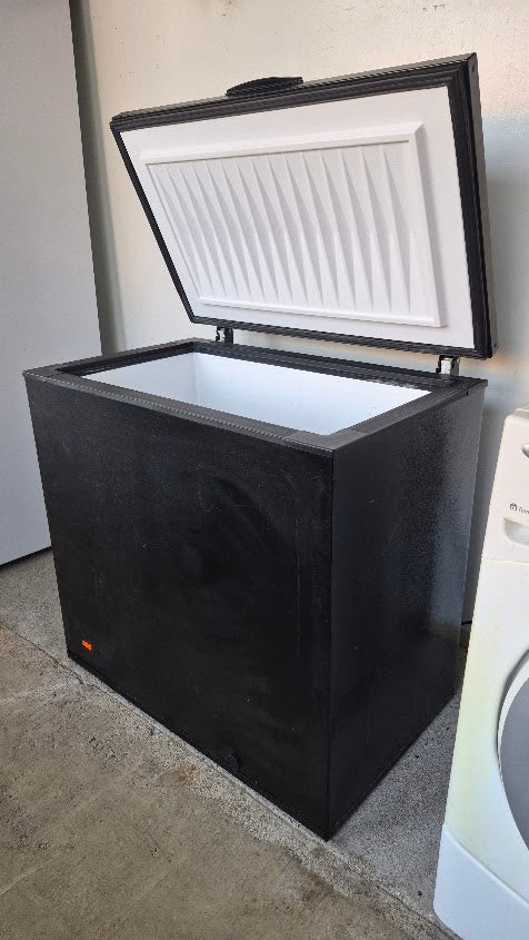 Used Reconditioned Black Frigidaire 7.1 Cu. Ft. Chest Freezer