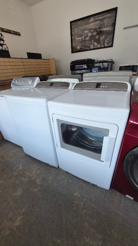 Used Reconditioned White Fisher Paykel Washer Electric Dryer Set