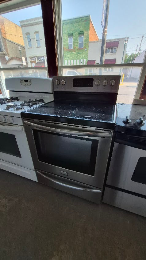 Used Reconditioned Frigidaire Black SS Electric Range