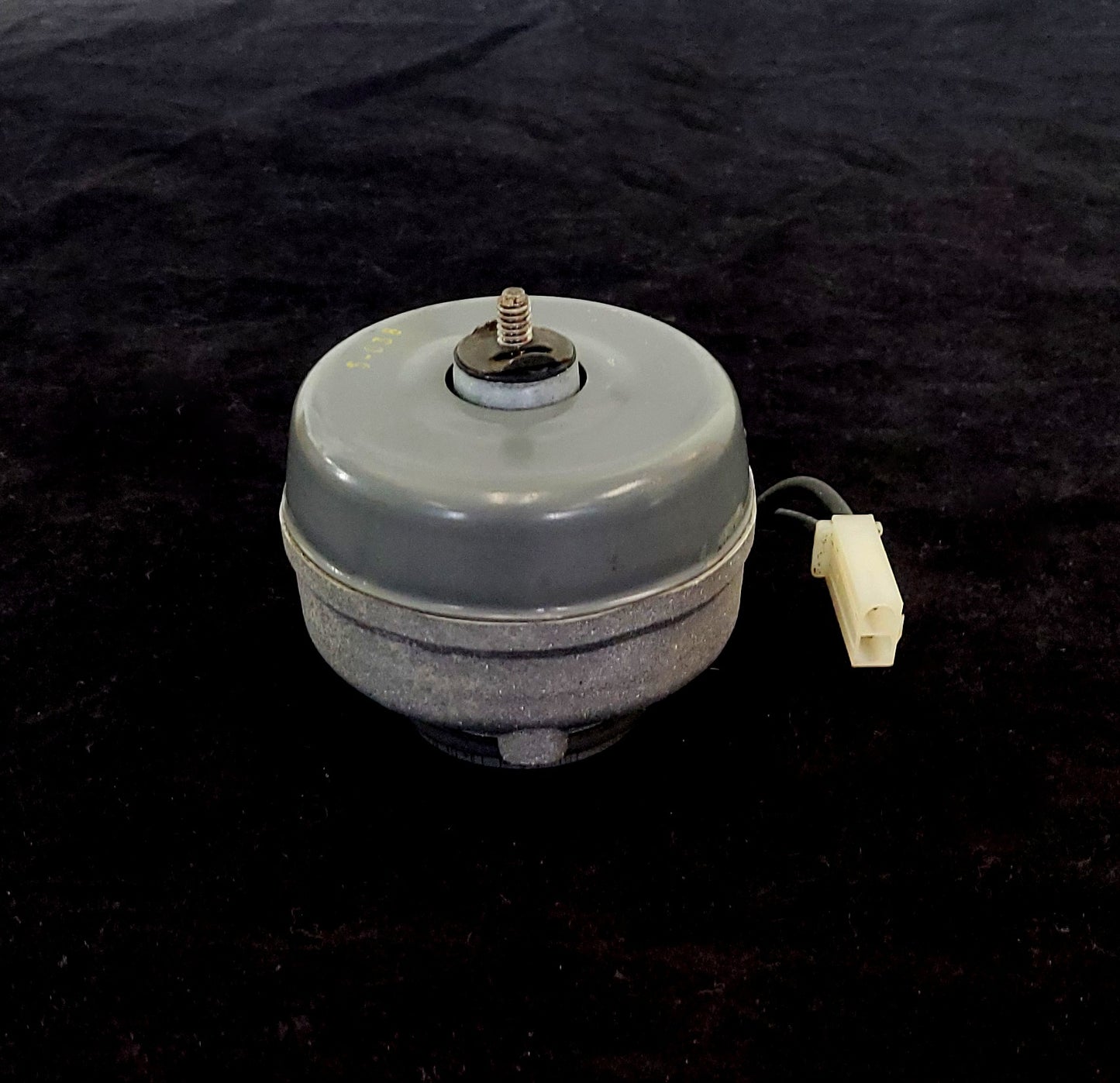 2162431 Whirlpool Refrigerator Condenser Fan Motor