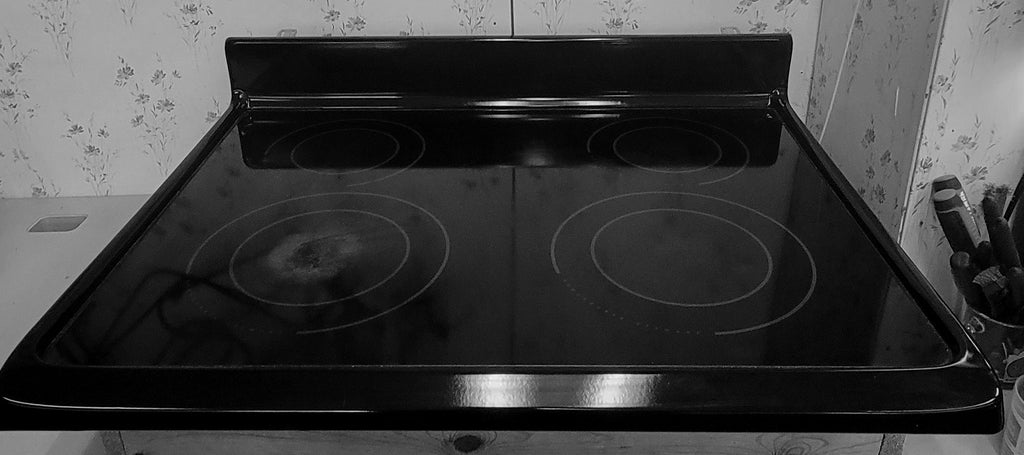 Frigidaire Electric Range with Smooth-Top in Black