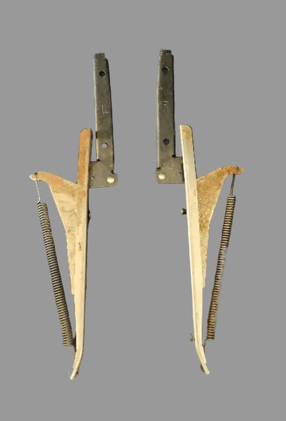316566202 316566203 Frigidaire Oven Door Hinge Set Used OEM