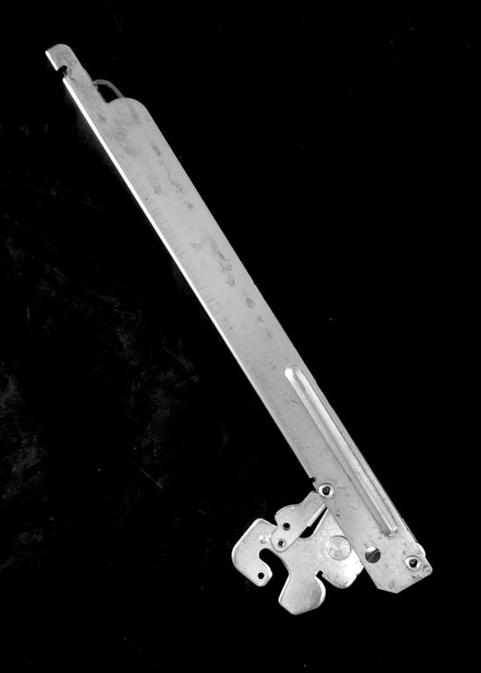 316575906 Frigidaire Range Oven Door Hinge