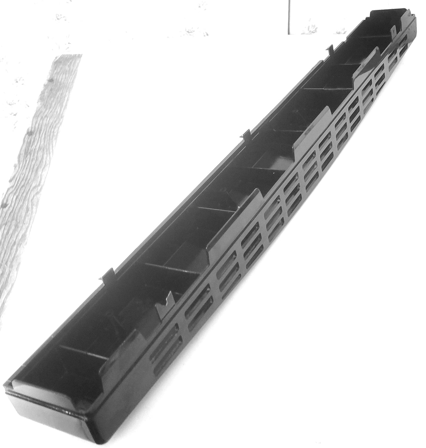 5304472489 Frigidaire Microwave Black Vent Grill