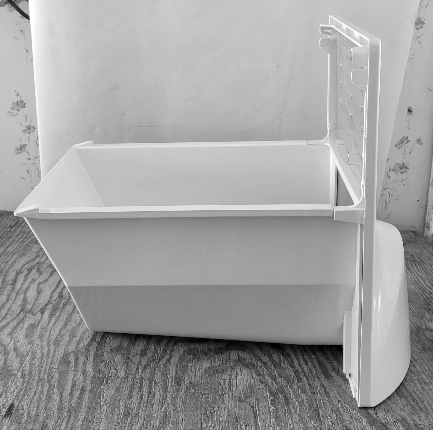 67004193 67004194 Maytag Refrigerator Complete Ice Bin Dispenser