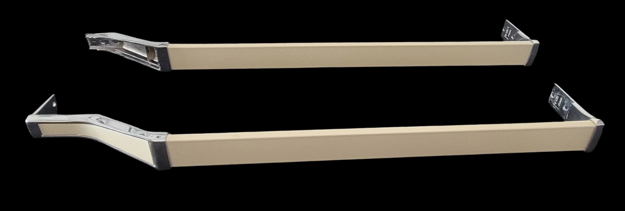943068 Whirlpool Refrigerator and Freezer Door Handle Set – Good 943068 Whirlpool Refrigerator and Freezer Door Handle Set – Good