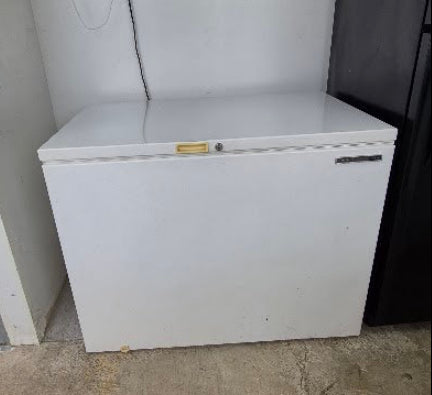 Used Reconditioned White GE 15.0 Cu. Ft. Chest Freezer