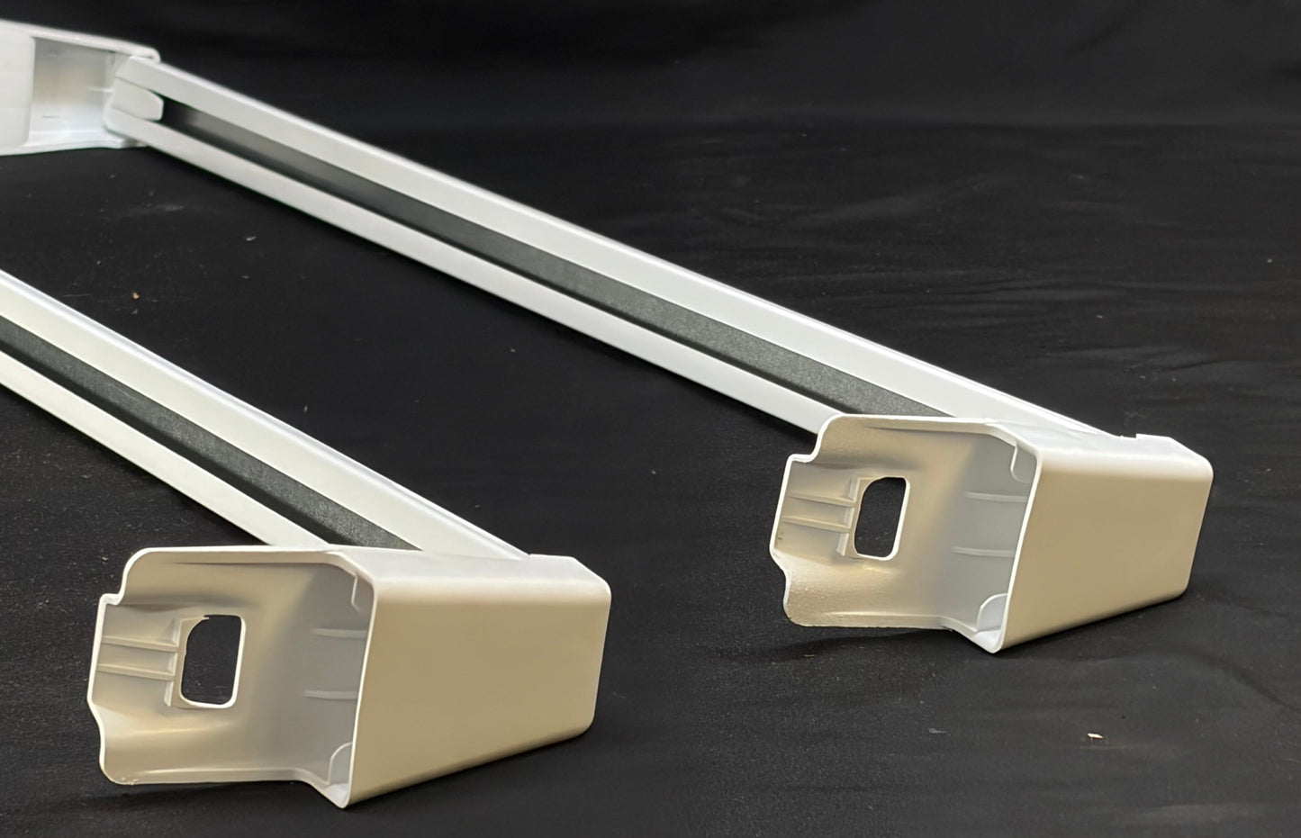 W11126055 WP2156003 Whirlpool Refrigerator Freezer Used OEM Door Rail Set
