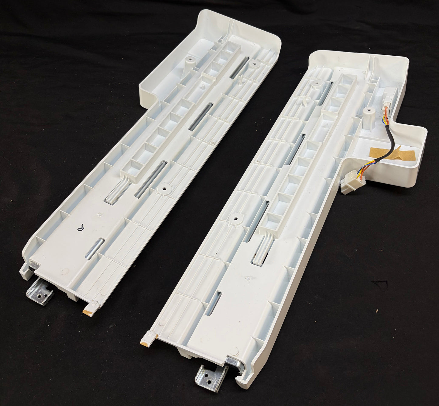 MEG62302101  MEG62302102 LG Refrigerator Used OEM Freezer Drawer Slide Rail(s)