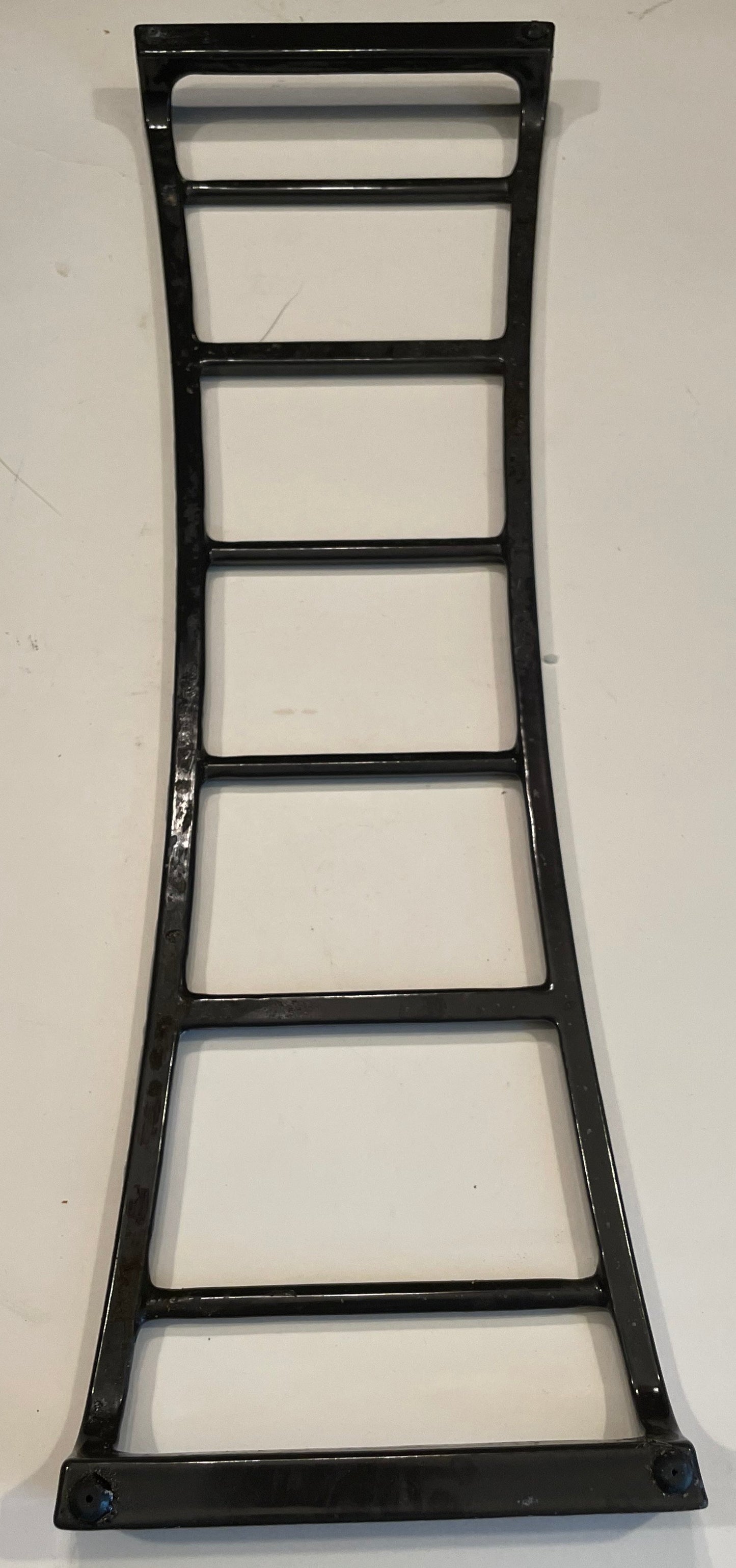 316424901  Frigidaire Gas Range Charcoal Black Center Burner Grate