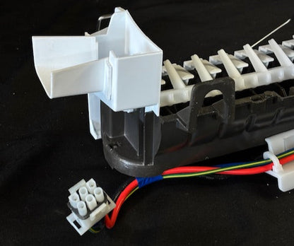 5989JA0002U LG Refrigerator Ice Maker Assembly