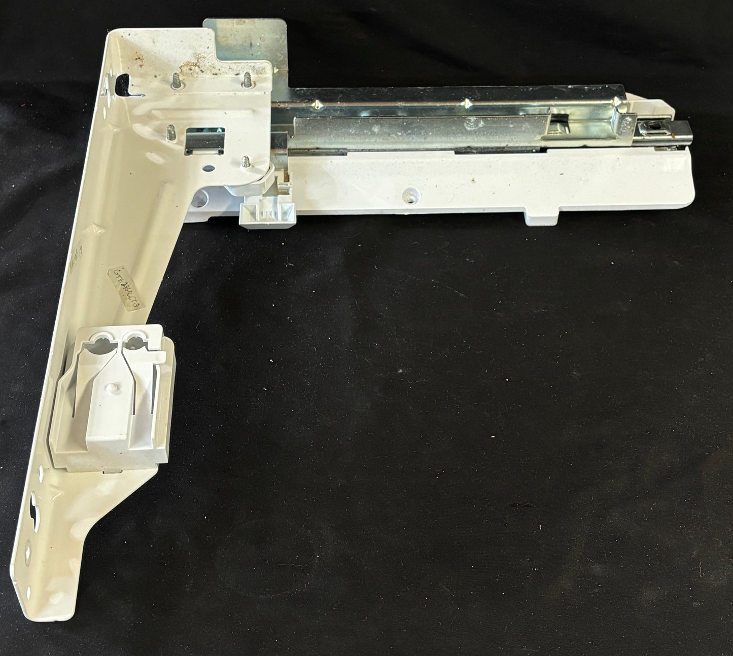 WR02X25185 WR72X20645 GE Refrigerator Right Side Freezer Bracket Slide