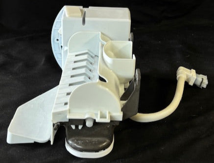 WR30X28693 GE Refrigerator Ice Maker