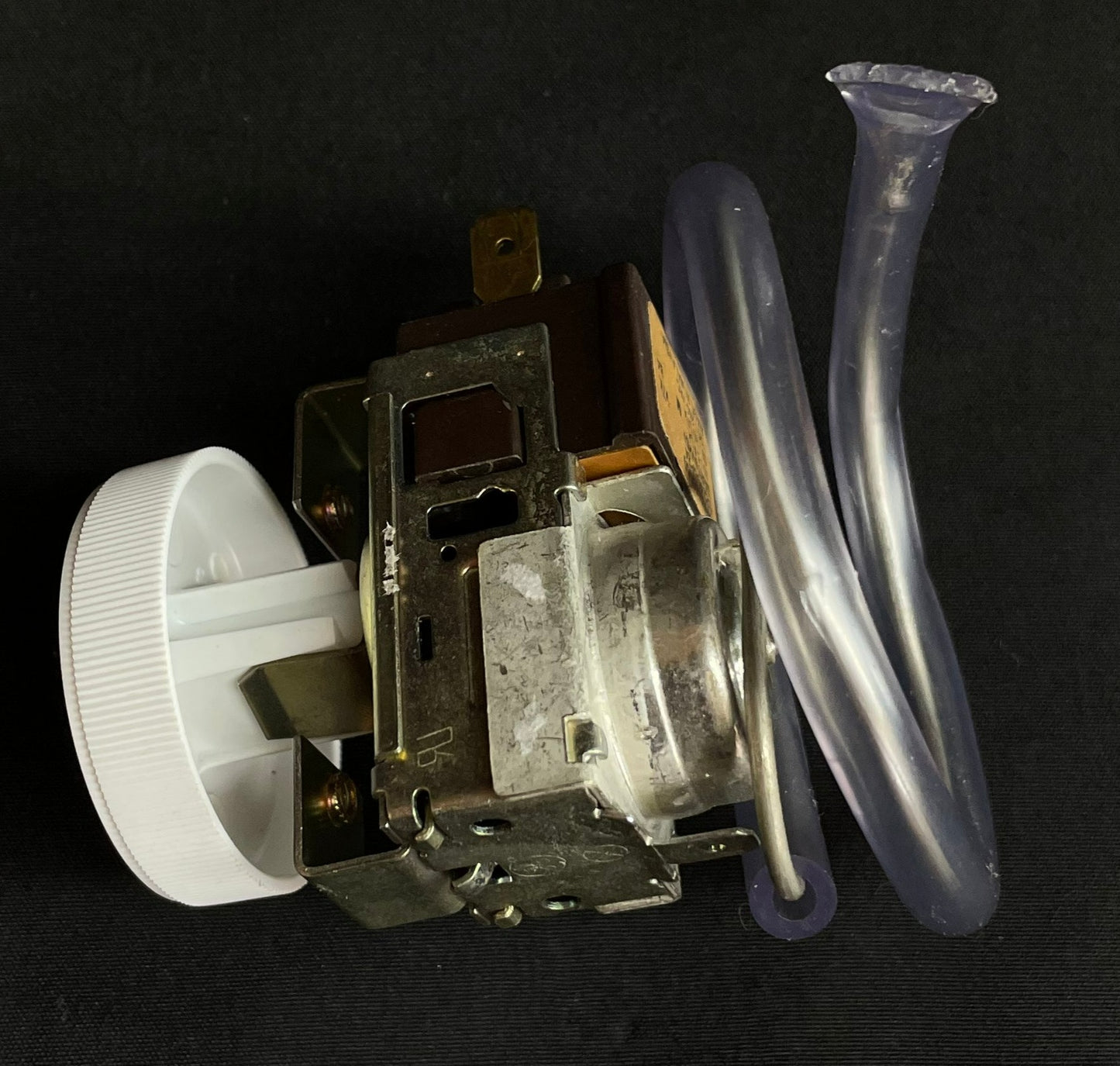 WR9X559 WR2X8692 GE Refrigerator Temperature Cold Control Used OEM