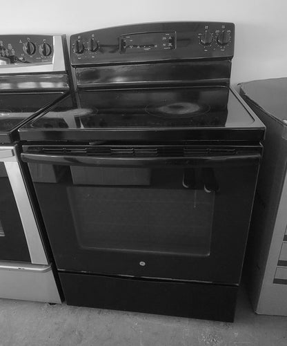 Used Reconditioned GE Electric Black Glass Top Range Stove