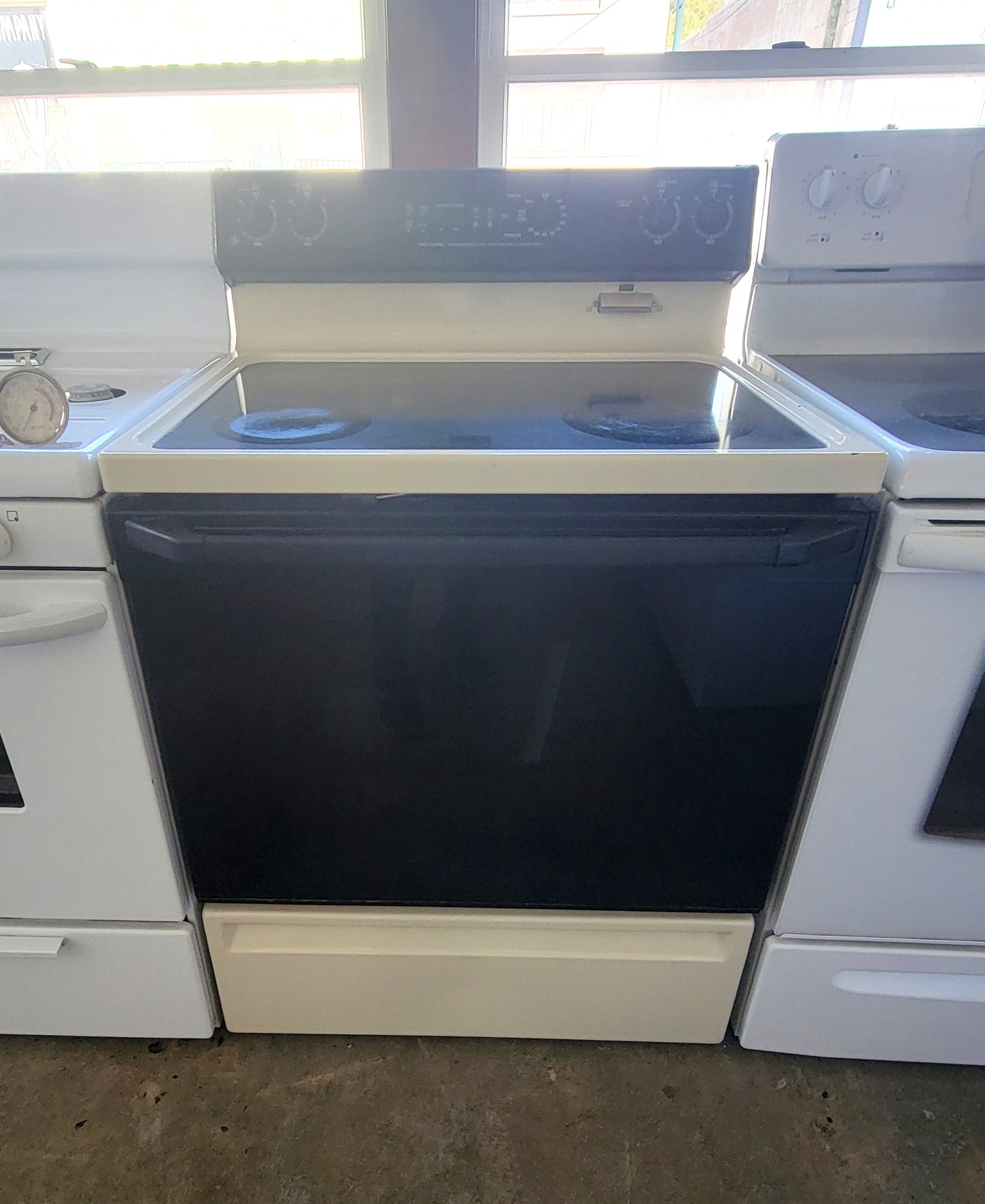 Used Reconditioned Almond Glass Top GE Electric Range