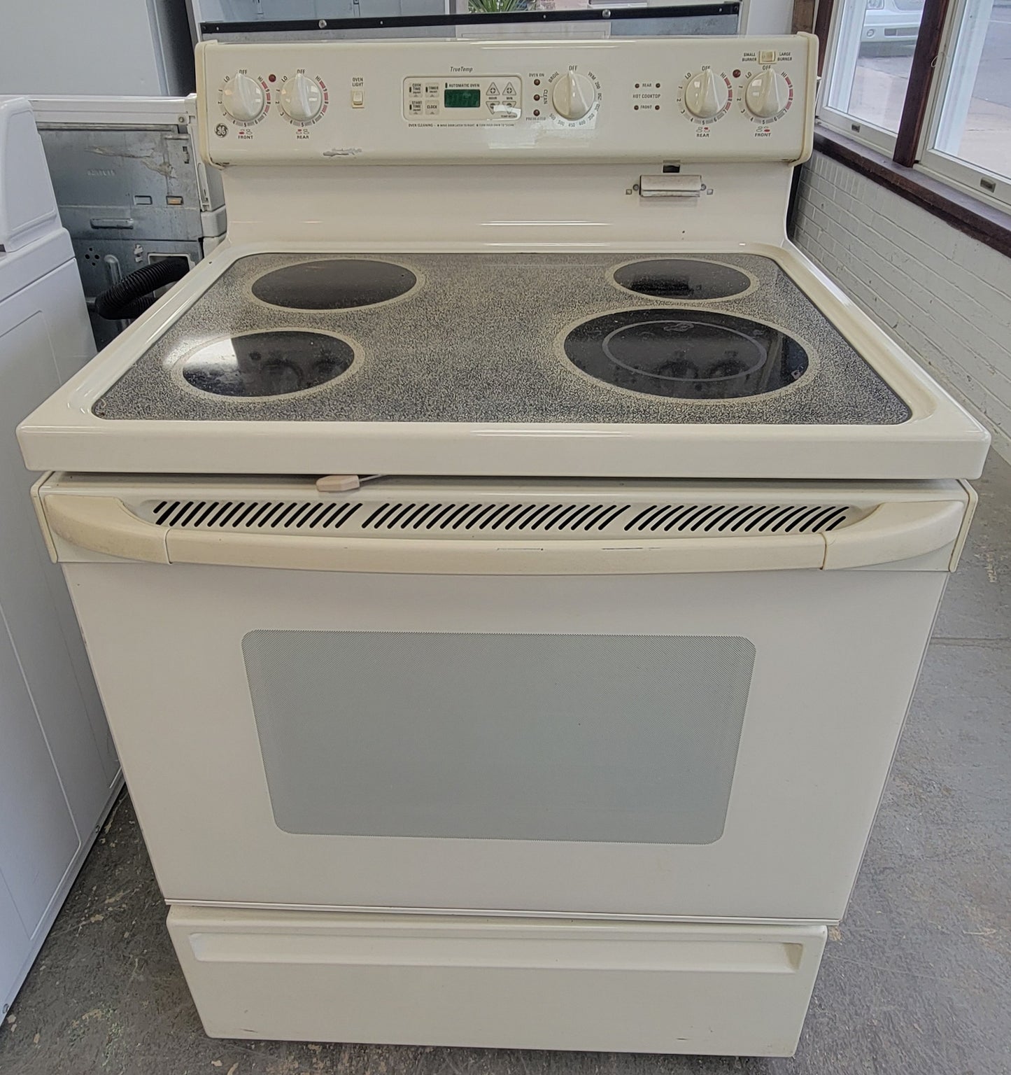Used Reconditioned Almond GE Electric Range