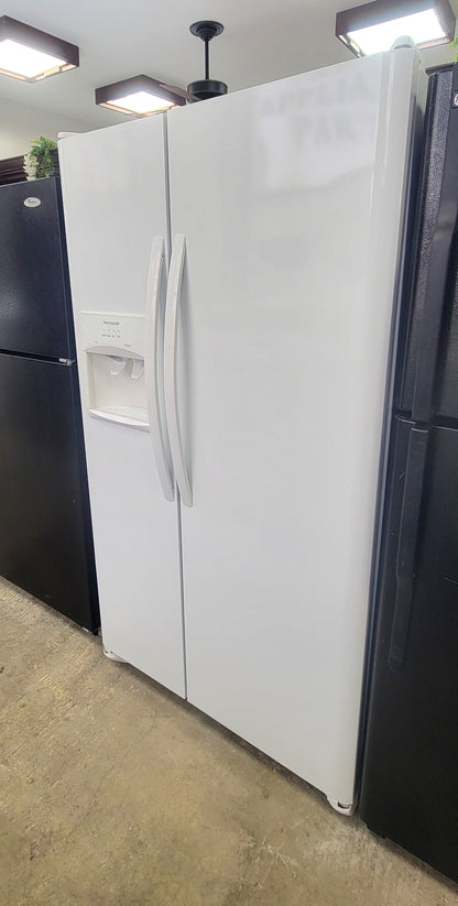 Used Reconditioned Frigidaire White Side by Side Refrigerator