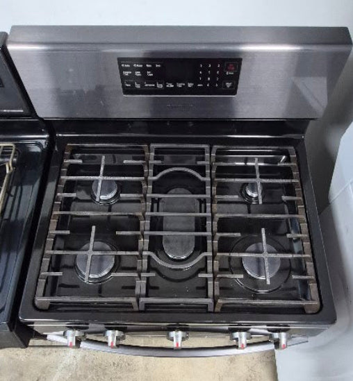 Samsung NX58R5601SG/AA Gas Range – Black Stainless Steel 3
