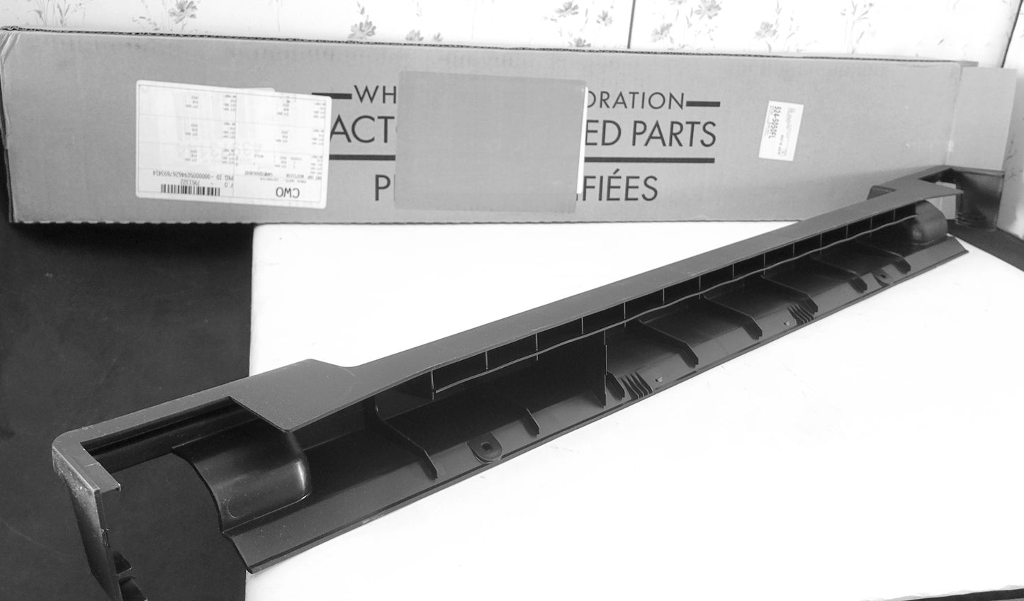 W10713158 Whirlpool Refrigerator NEW Black Kick Panel Grill