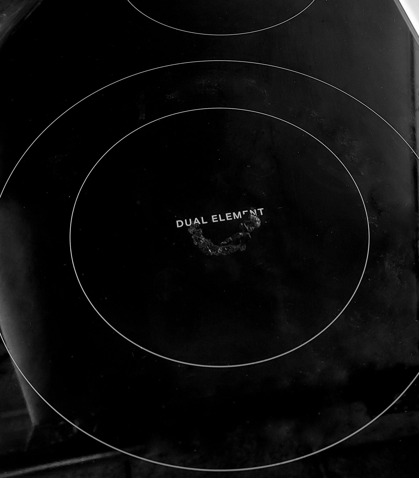 W11714298 Whirlpool Range White Black Glass Stove Top