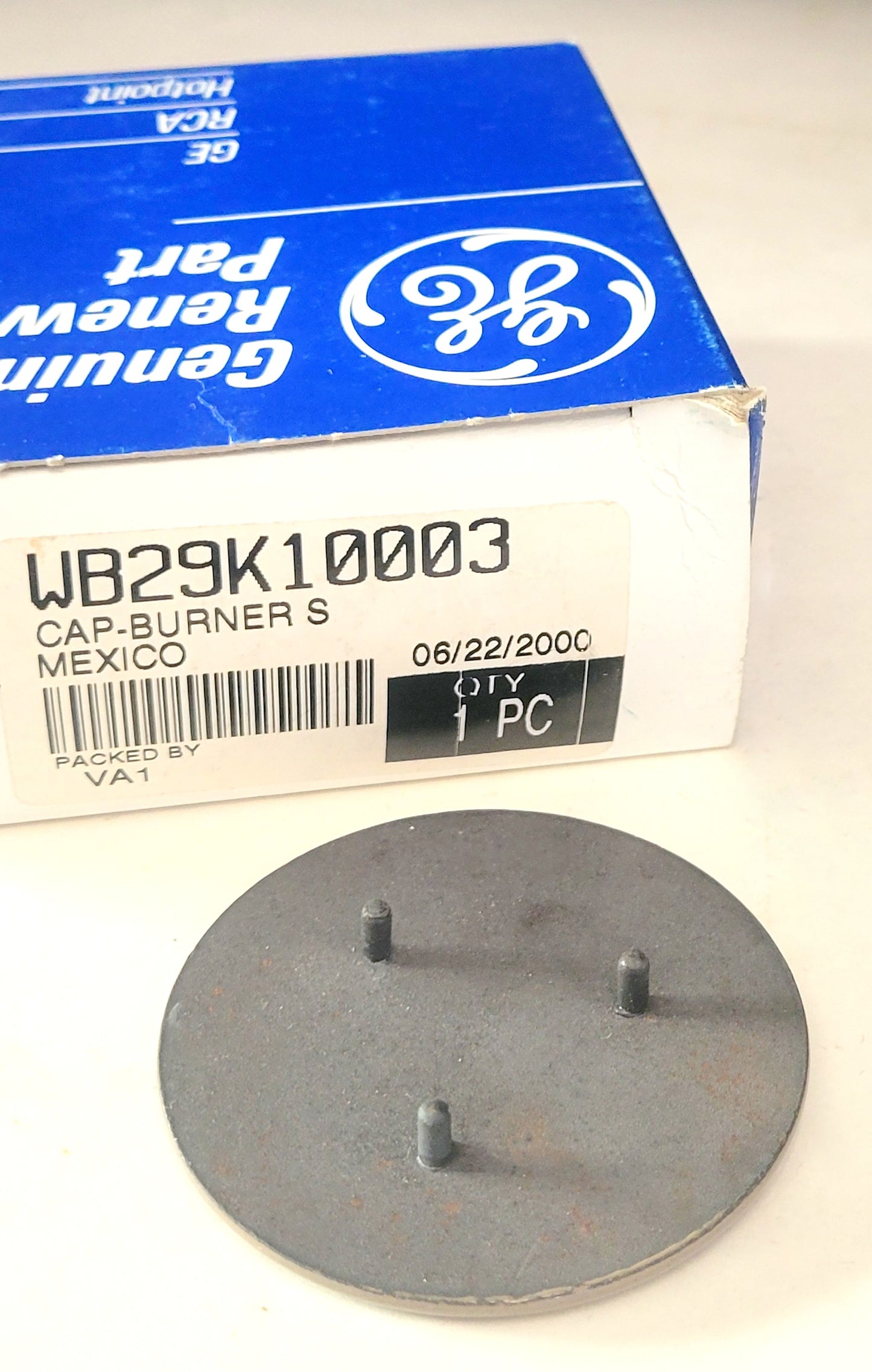WB29K10003 GE Range NEW Burner Cap 2 5/8"