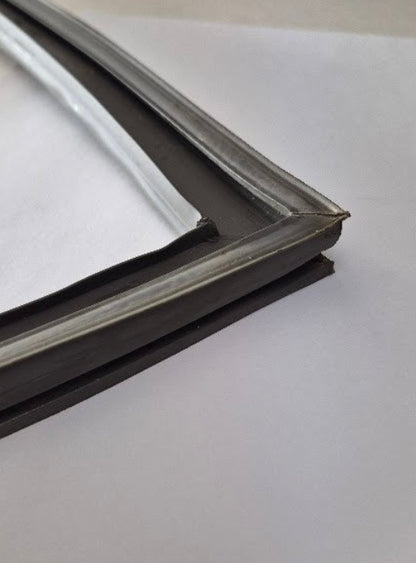 WR24X523 WR24X5170 GE Upright Gray Freezer Door Gasket Used OEM 3