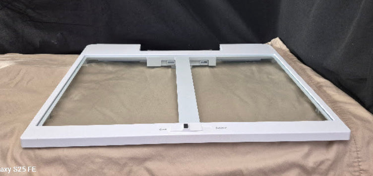 WR71x42028 GE Refrigerator Pantry Drawer Cover w/ Glass Used OEM