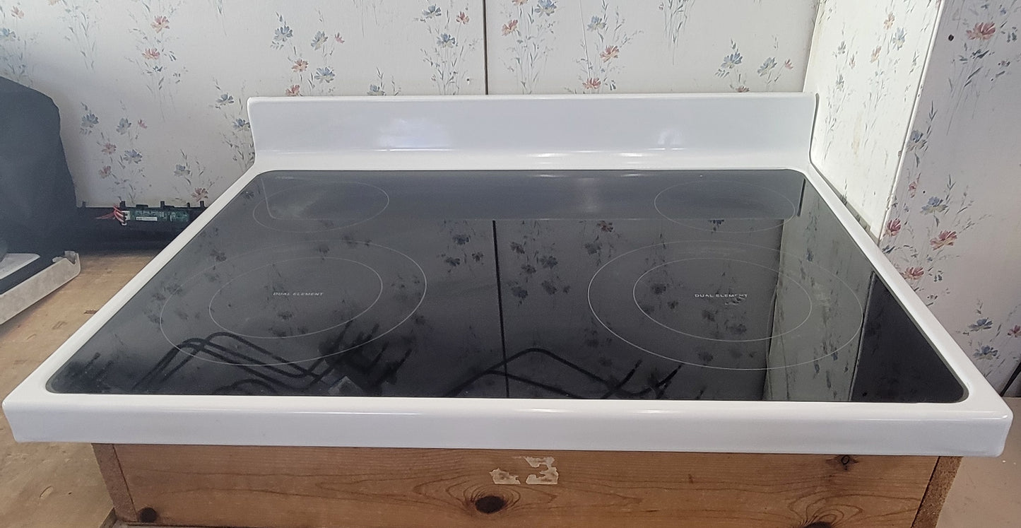 W11714298 Whirlpool Range White Black Glass Stove Top