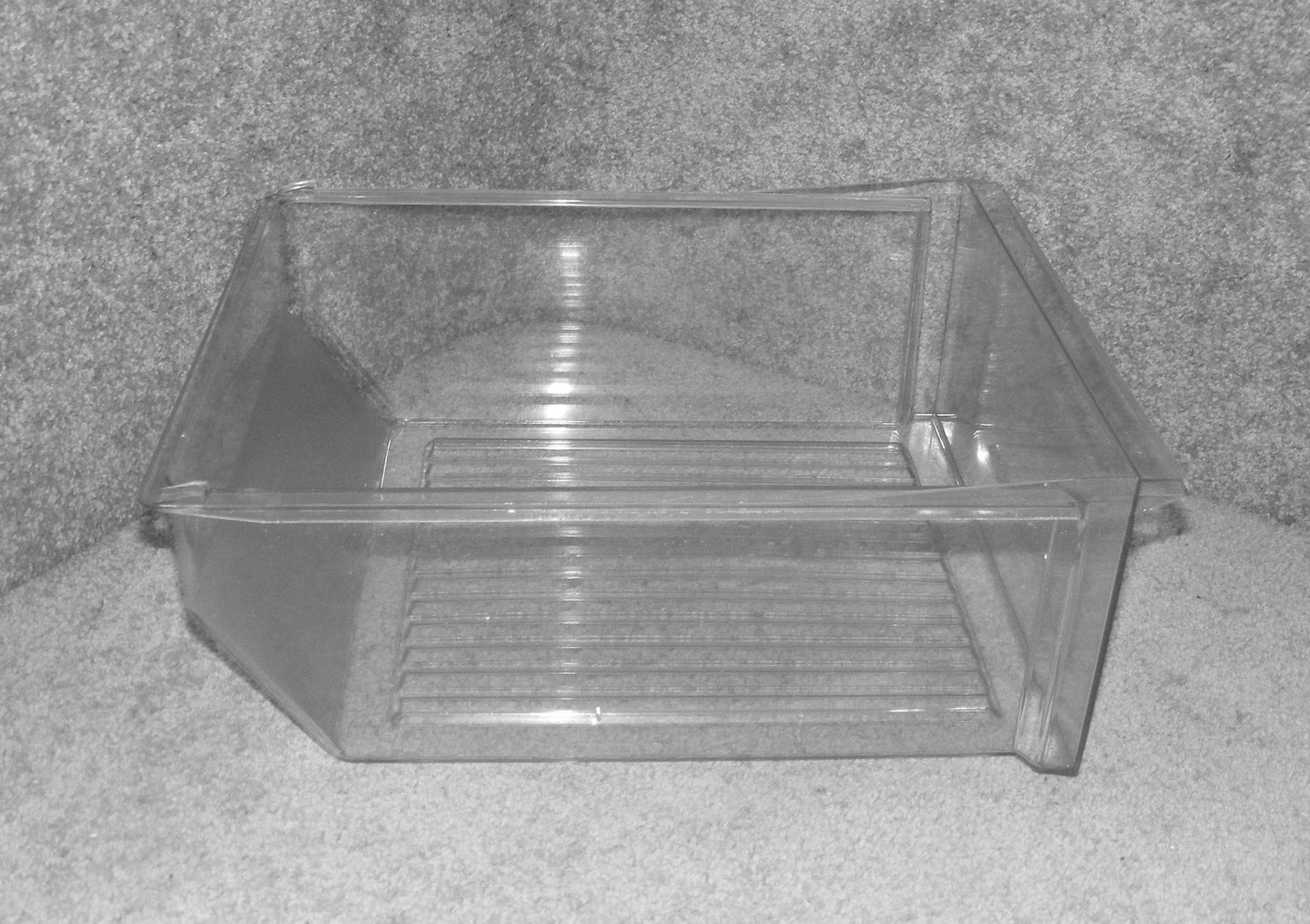 GE Refrigerator Crisper Drawer Pan WR32X1249 Used OEM
