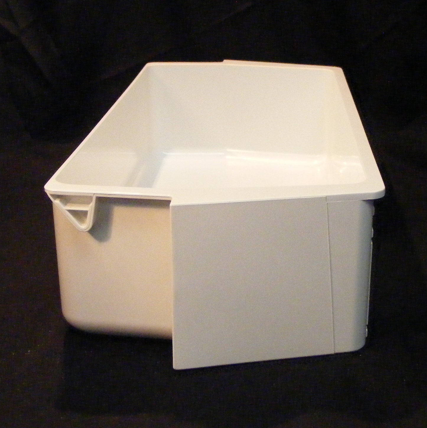 1124846 2170614 door bin 2